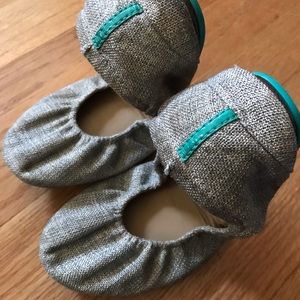 Silver patterned Tieks
